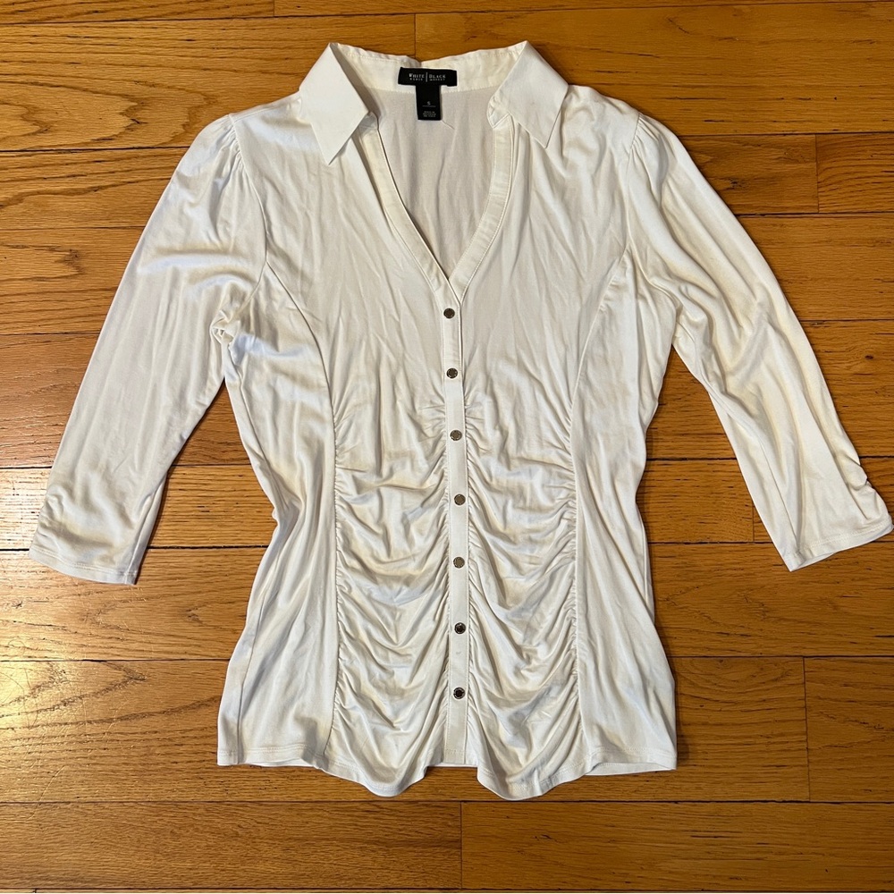 White House Black Market White Ruched Button-Front Collared Top